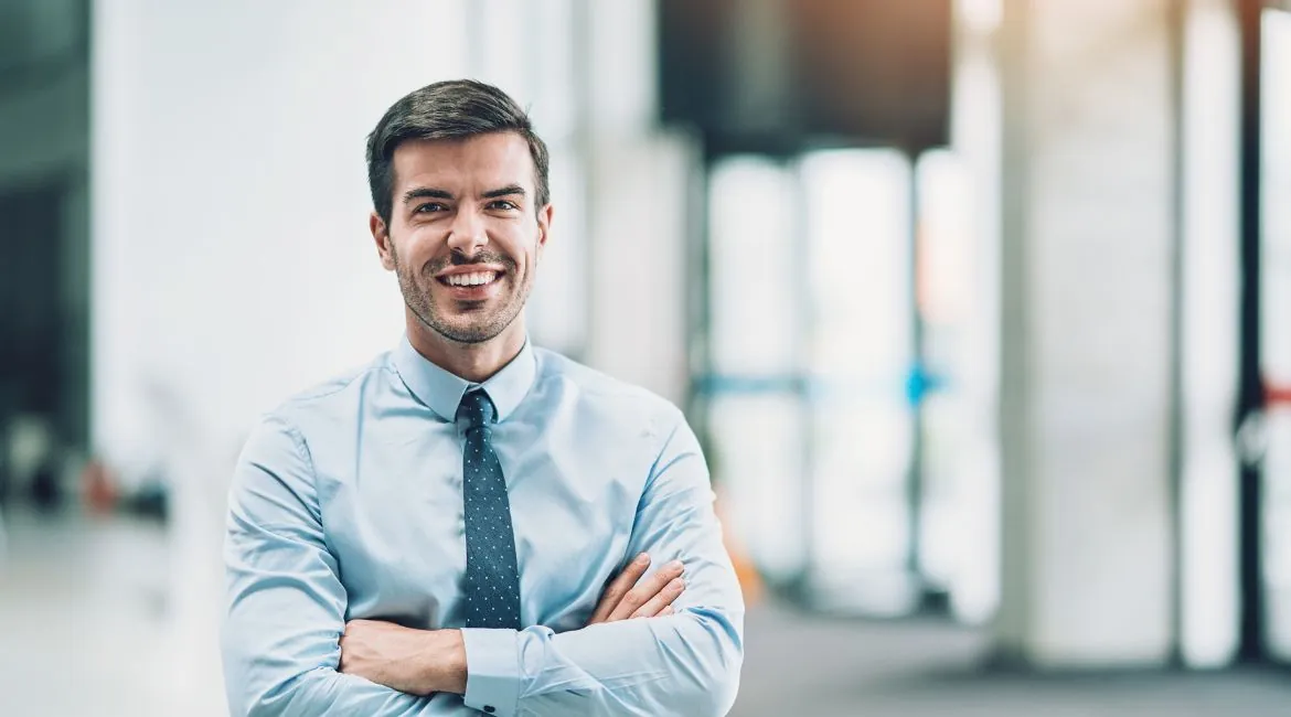 Entrepreneur analysant ses charges déductibles