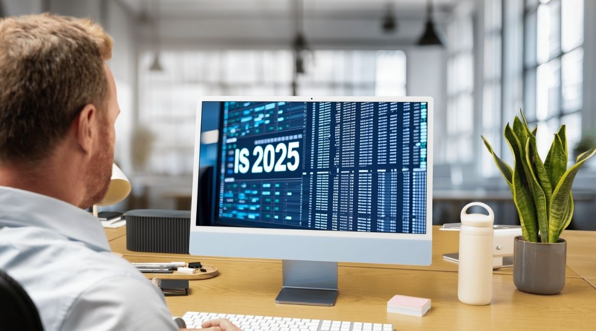 Chef d’entreprise consultant le calcul de l’IS 2025