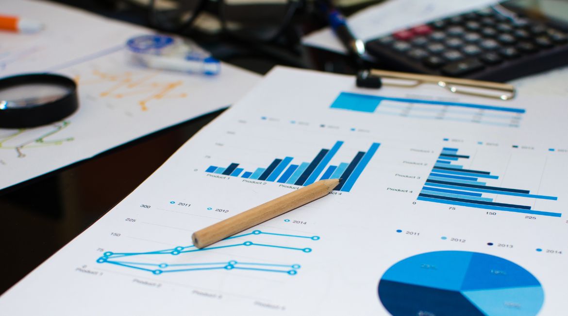 Comparaison entre résultat net et résultat d’exploitation sur un écran financier