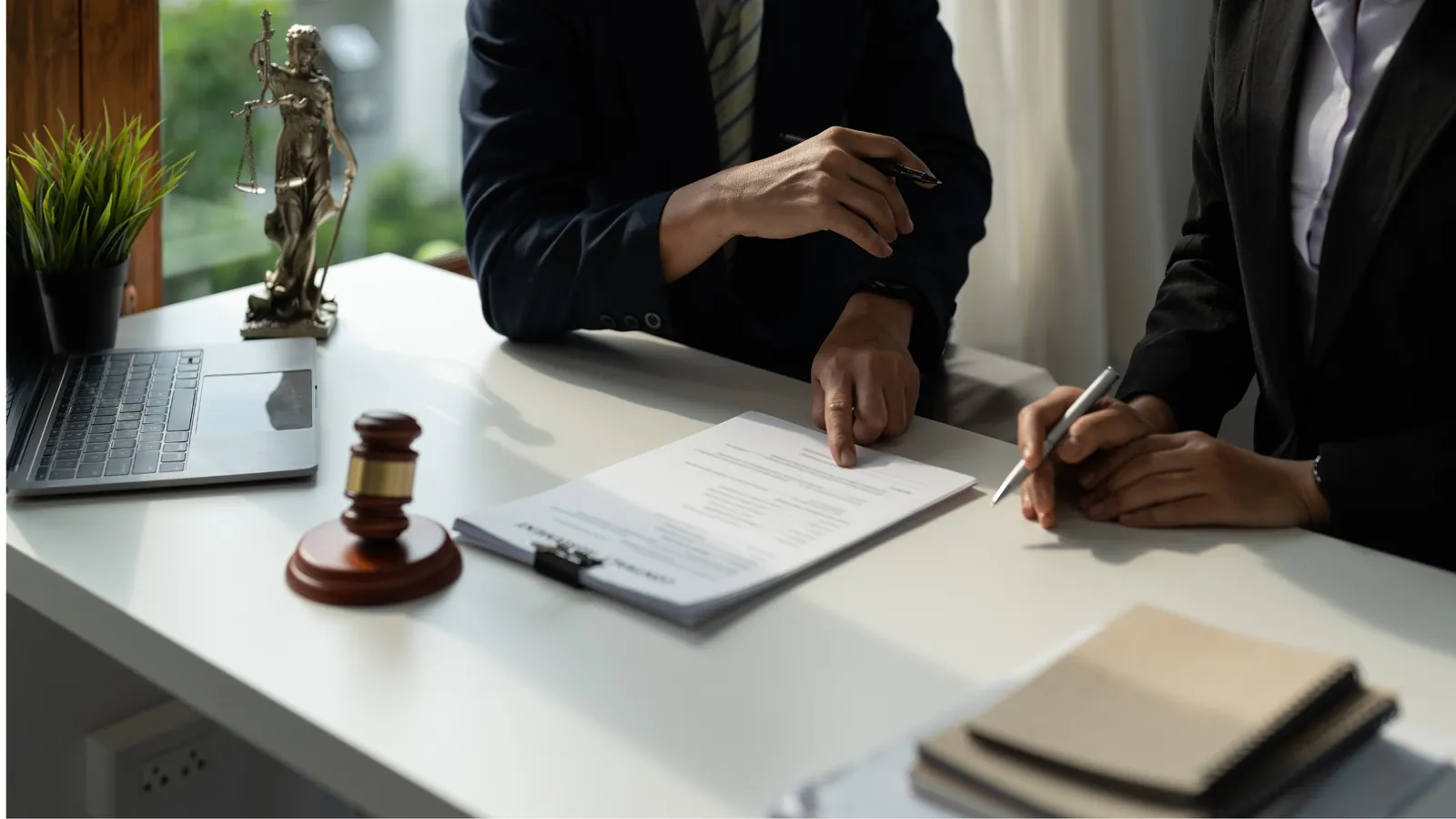Trouver un expert-comptable pour un avocat spécialiste en droit de l&rsquo;assurance