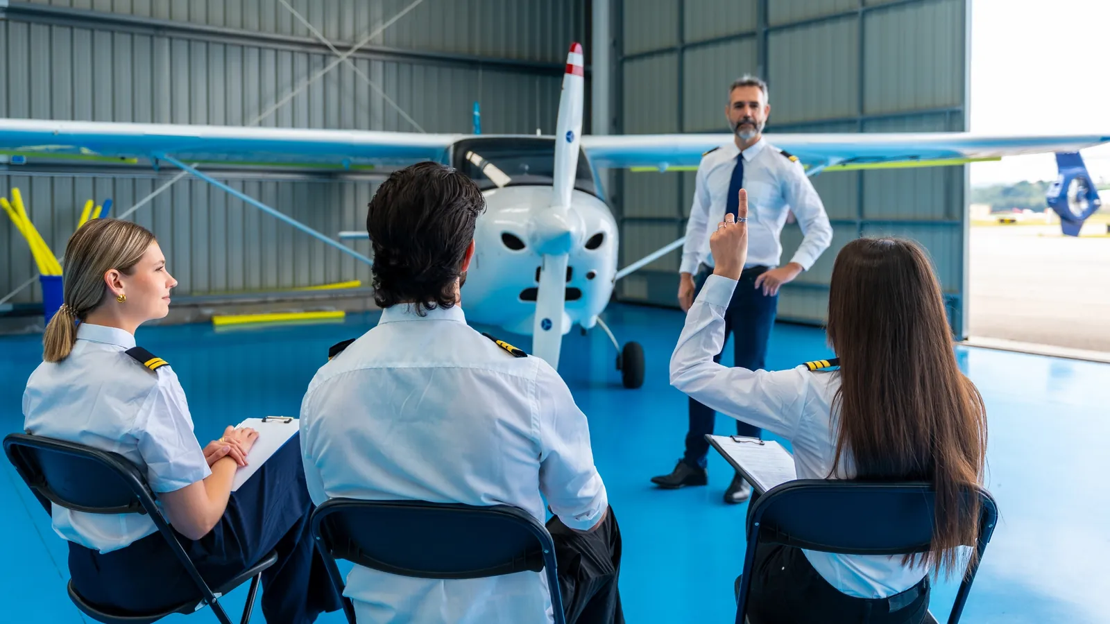 Trouver un expert-comptable pour une école de pilotage aéronautique