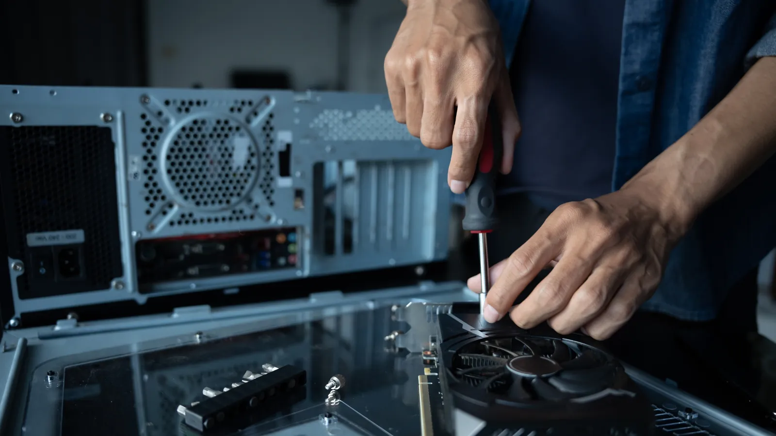 Trouver un expert-comptable pour un fournisseur de matériel informatique