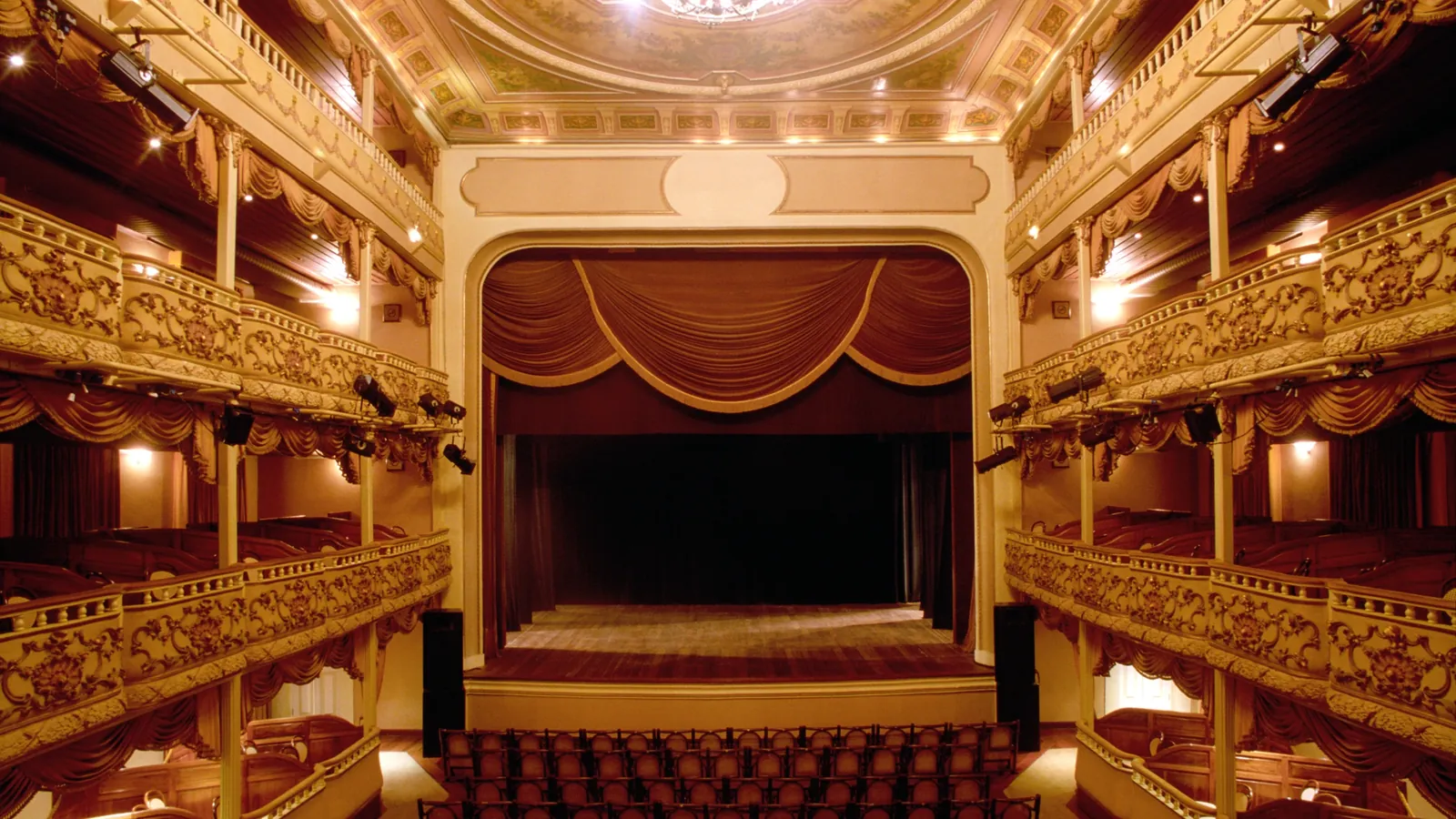Trouver un expert comptable pour un théâtre